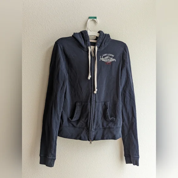 Vintage Hollister Blue Zip-Up Sweater with Logo - Picture 2 of 7